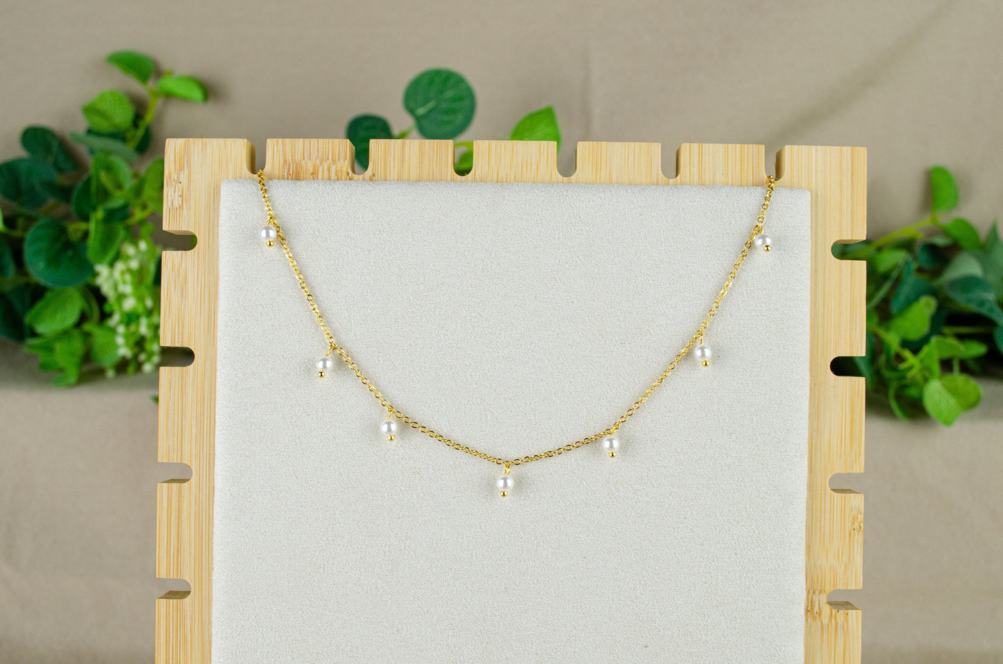 Dainty Pearl Necklace