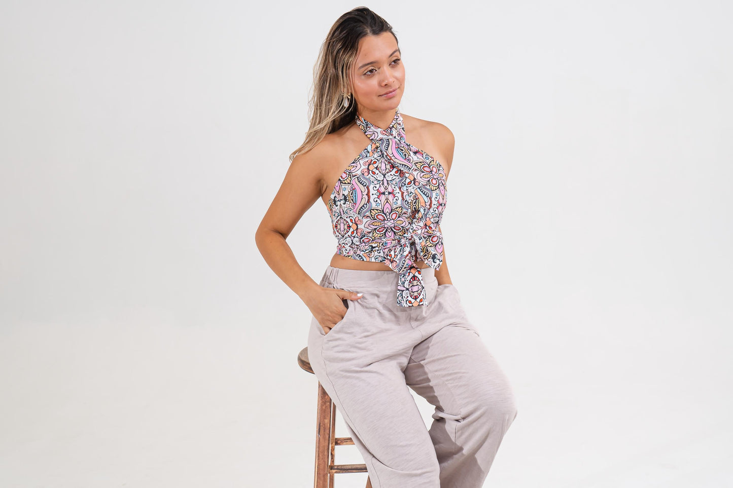 Abstract Tie Top
