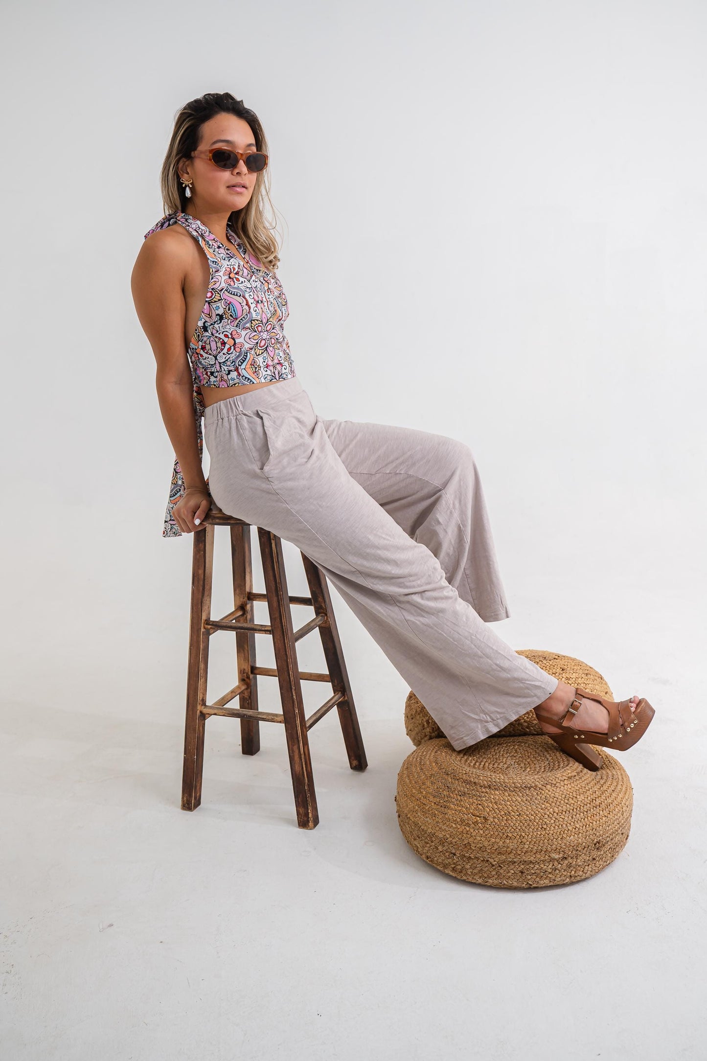 Abstract Tie Top