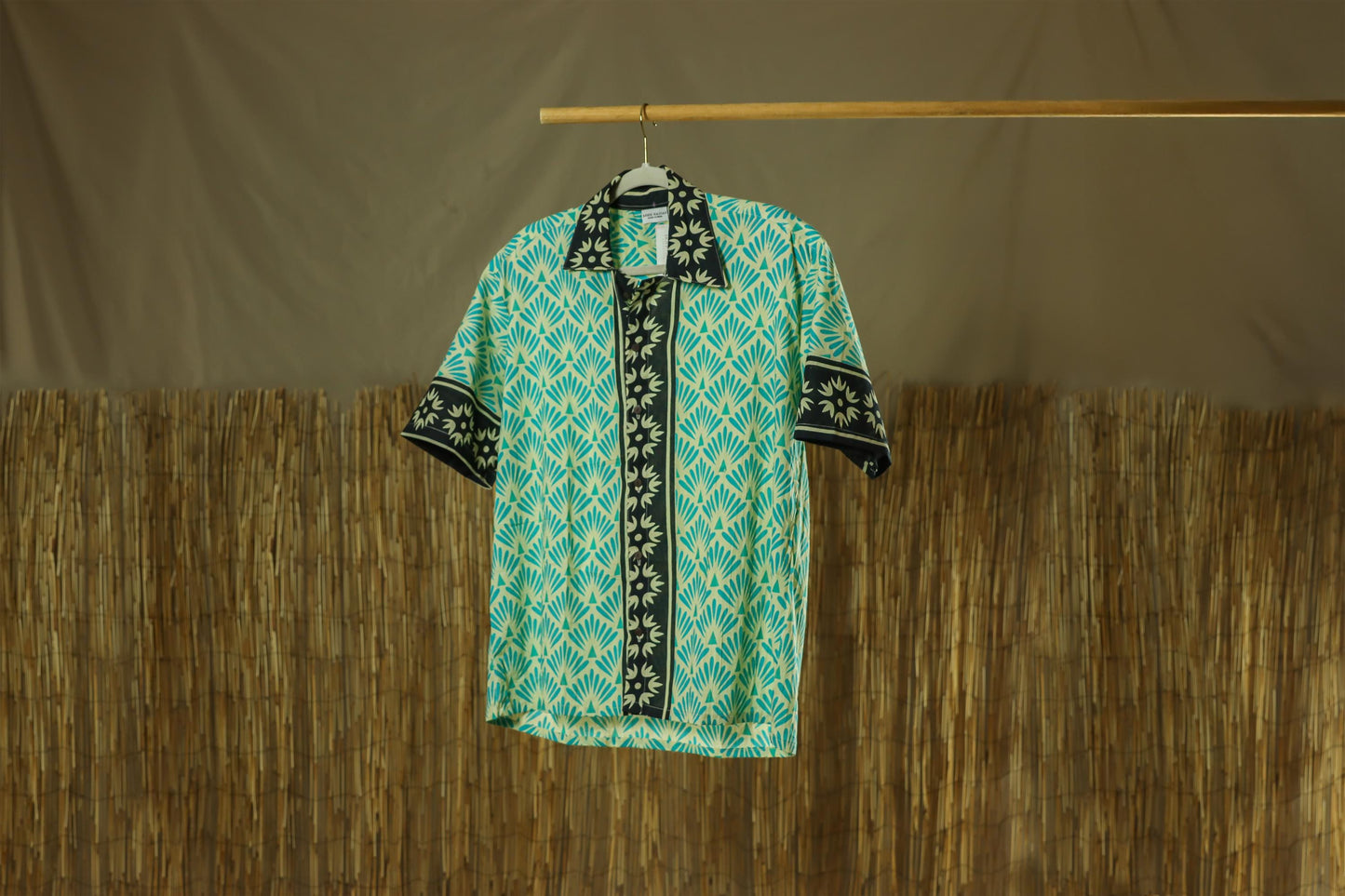 Organic Cotton Men's Shirt l Aqua Flowers